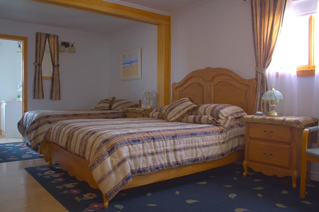 Gîte à l'Abri du Vent Bed&Breakfast Perce Esterno foto
